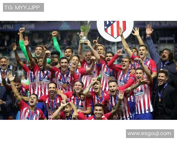 马德里竞技与利物浦巅峰对决海报展现激情与荣耀